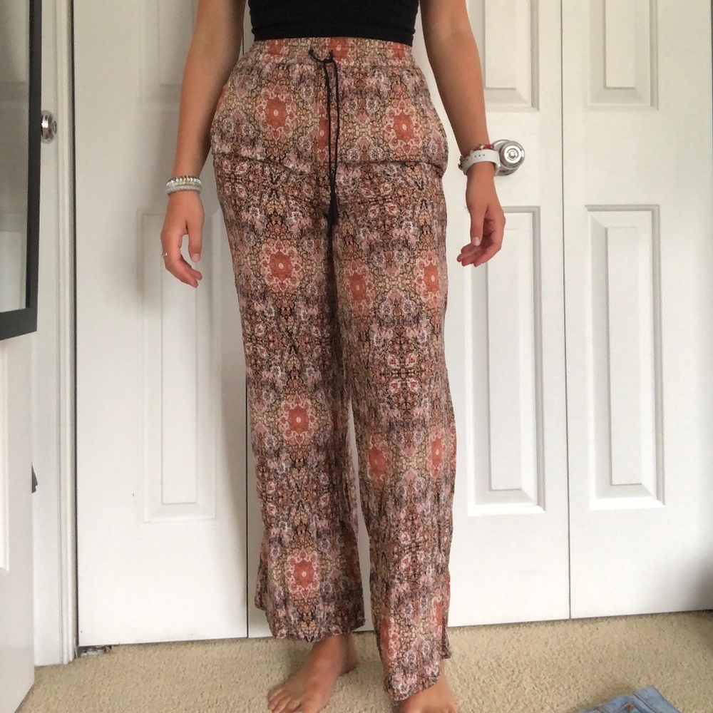 Printed parachute pants